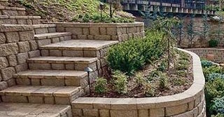 Установка подпорных стенок из блоков в Гае от 3558 руб. - ТротуарнаяПлитка